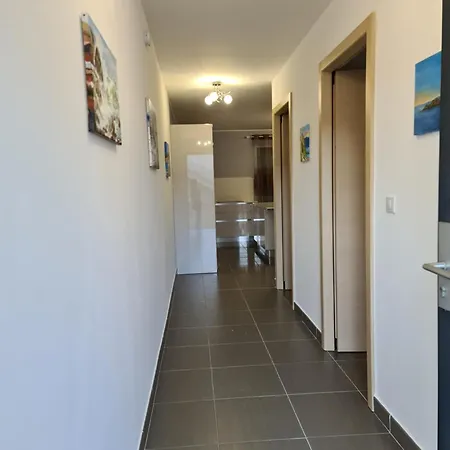 T2 55 M2 4 Pers Jacuzzi Terrasse 55m2 Ficaja